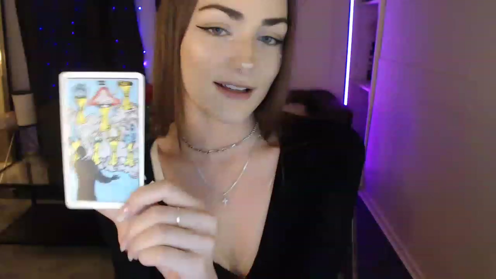 Gallery image thumbnail from angelpuppygrl's myfreecams stream on, 02/15/2023, 04:01 image 15 of 20