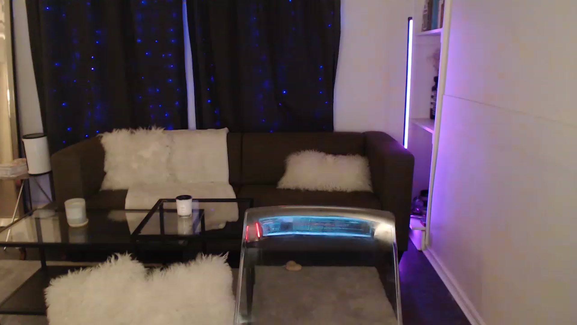 Gallery image thumbnail from angelpuppygrl's myfreecams stream on, 02/23/2023, 09:35 image 17 of 20