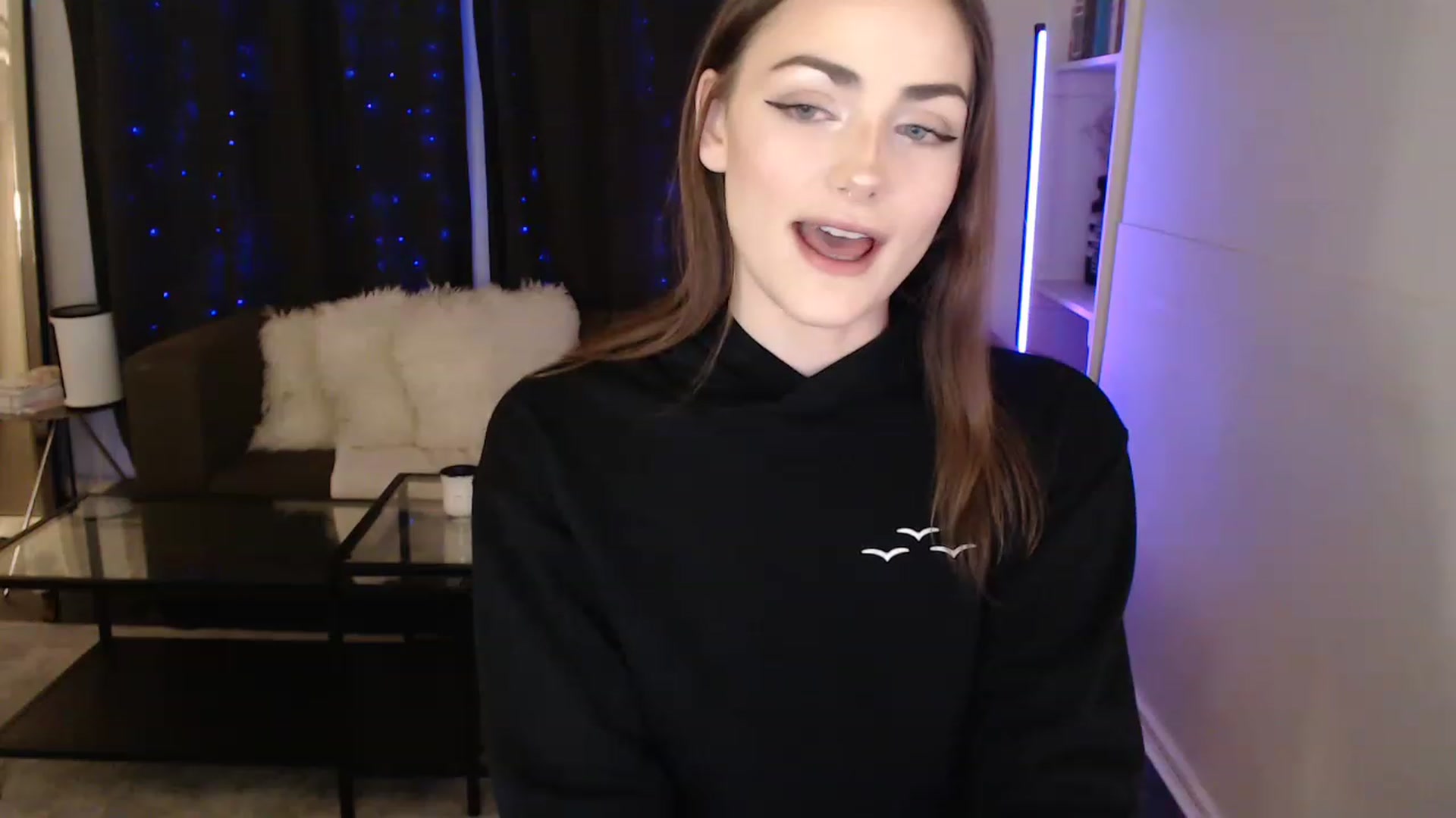 Gallery image thumbnail from angelpuppygrl's myfreecams stream on, 02/28/2023, 05:52 image 12 of 20