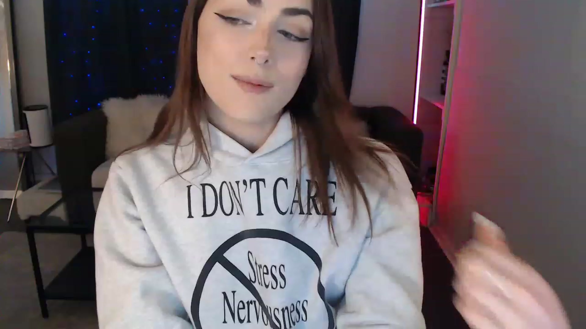 Gallery image thumbnail from angelpuppygrl's myfreecams stream on, 03/02/2023, 18:33 image 19 of 20