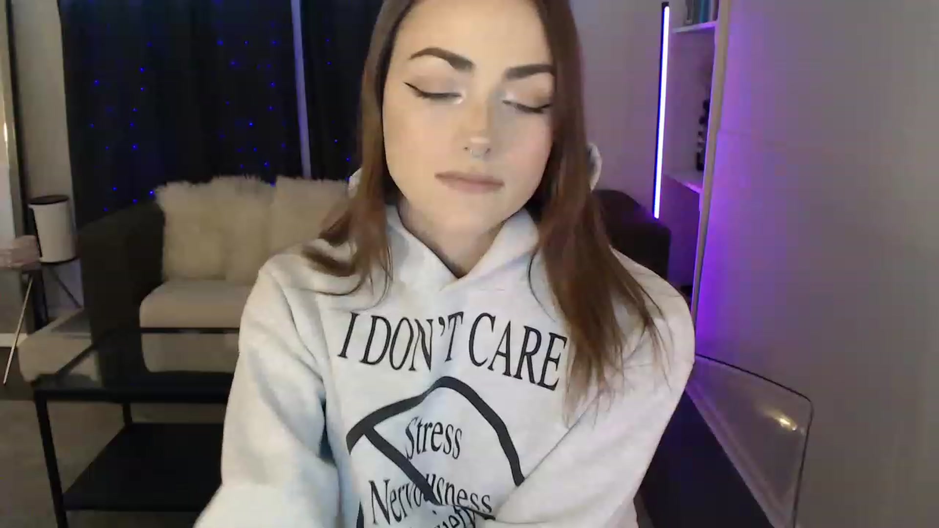 Gallery image thumbnail from angelpuppygrl's myfreecams stream on, 03/02/2023, 18:33 image 3 of 20