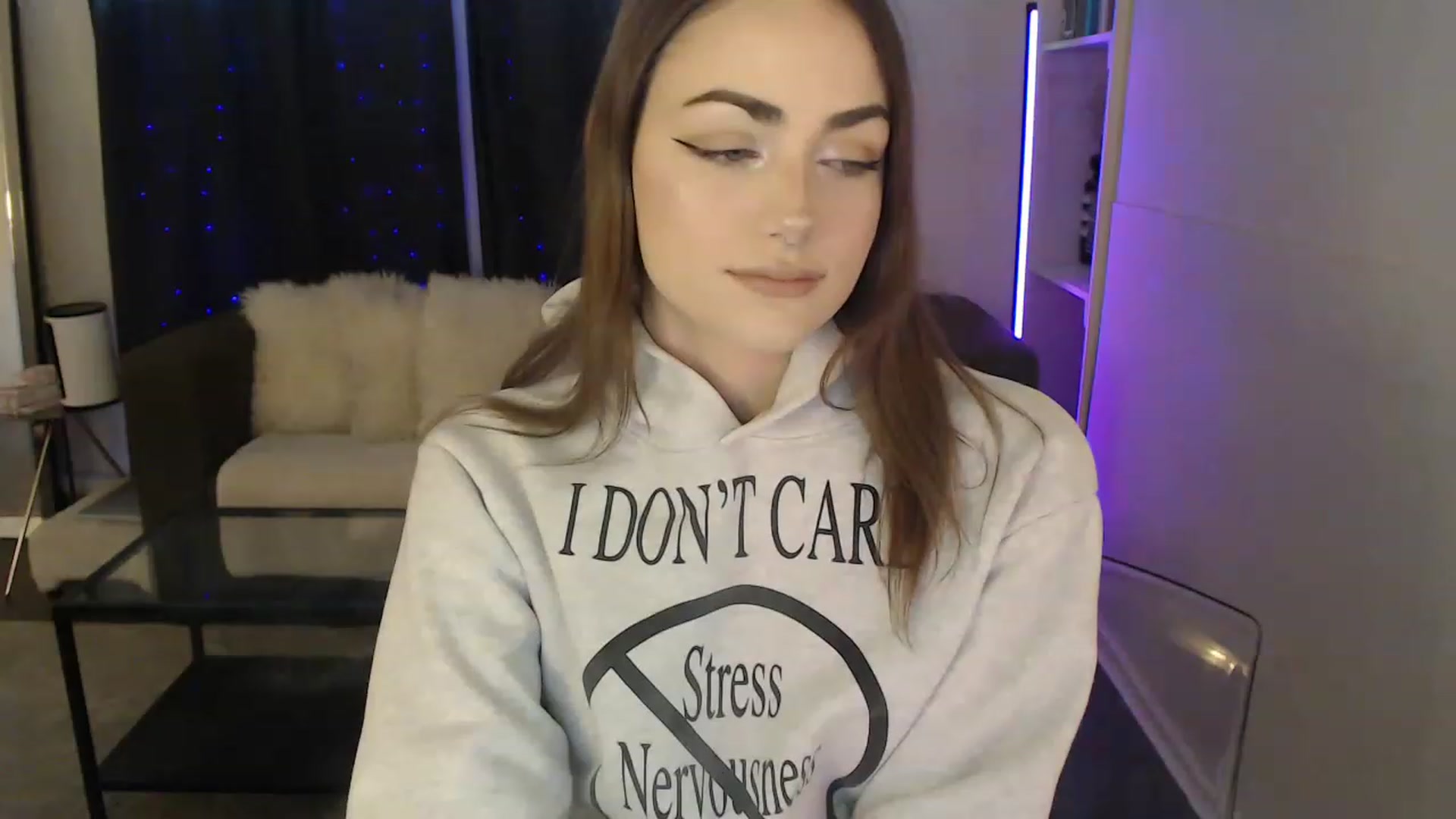 Gallery image thumbnail from angelpuppygrl's myfreecams stream on, 03/02/2023, 18:33 image 2 of 20