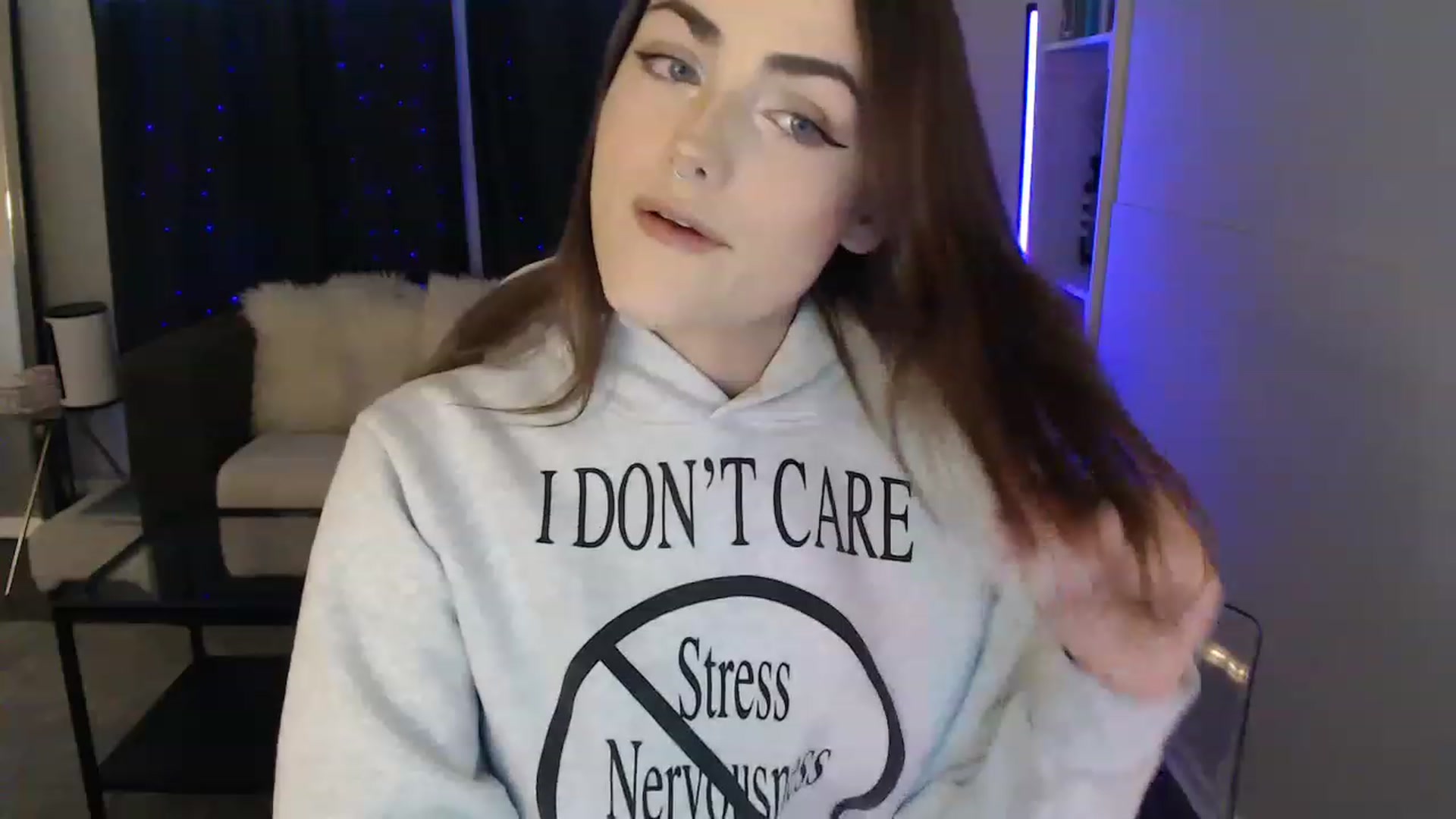 Gallery image thumbnail from angelpuppygrl's myfreecams stream on, 03/02/2023, 18:33 image 7 of 20