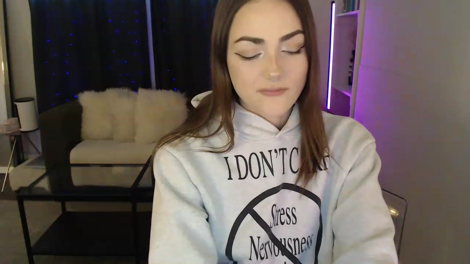 Gallery image thumbnail from angelpuppygrl's myfreecams stream on, 03/02/2023, 18:33 image 16 of 20