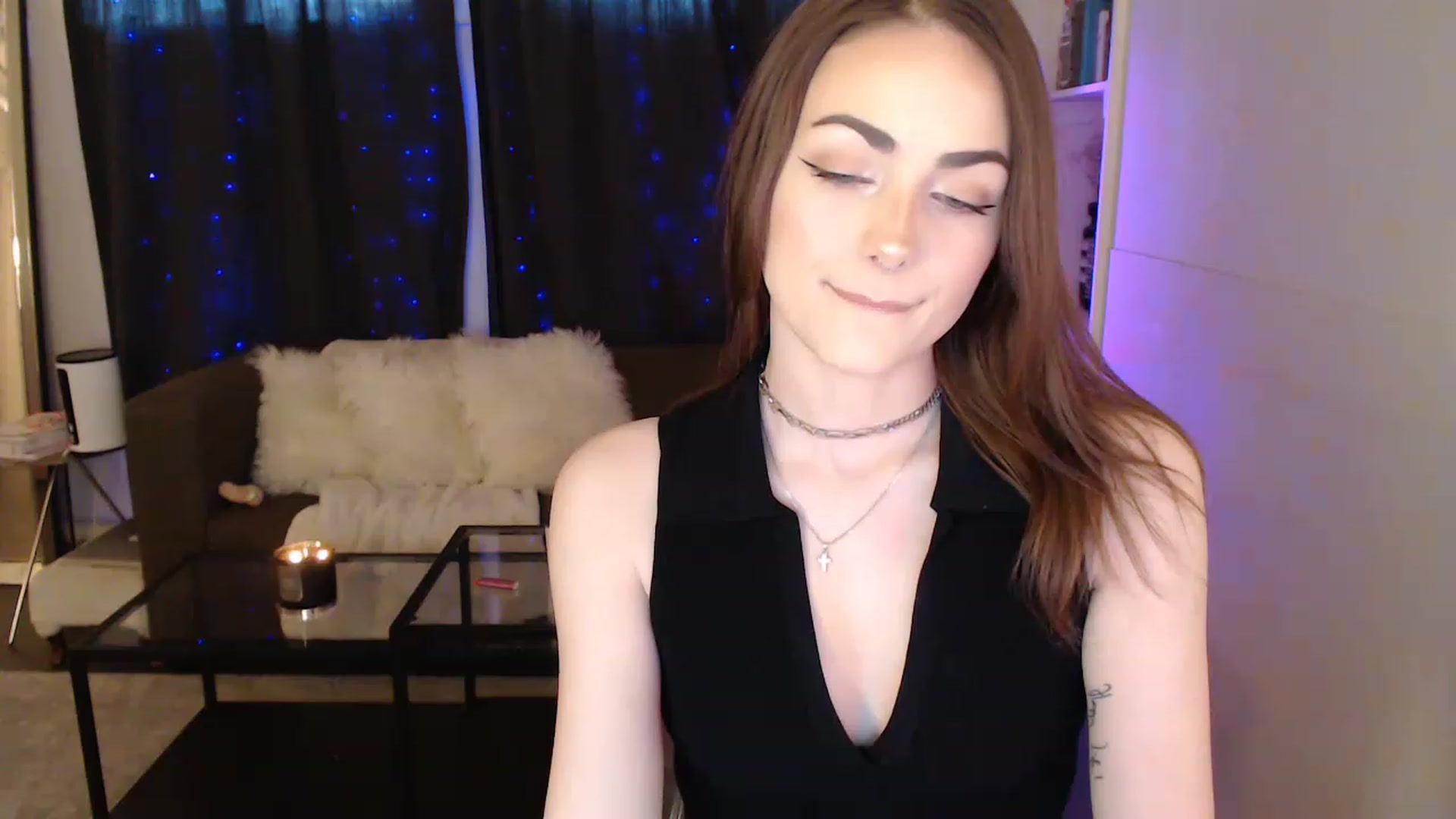 Gallery image thumbnail from angelpuppygrl's myfreecams stream on, 03/17/2023, 24:12 image 15 of 20
