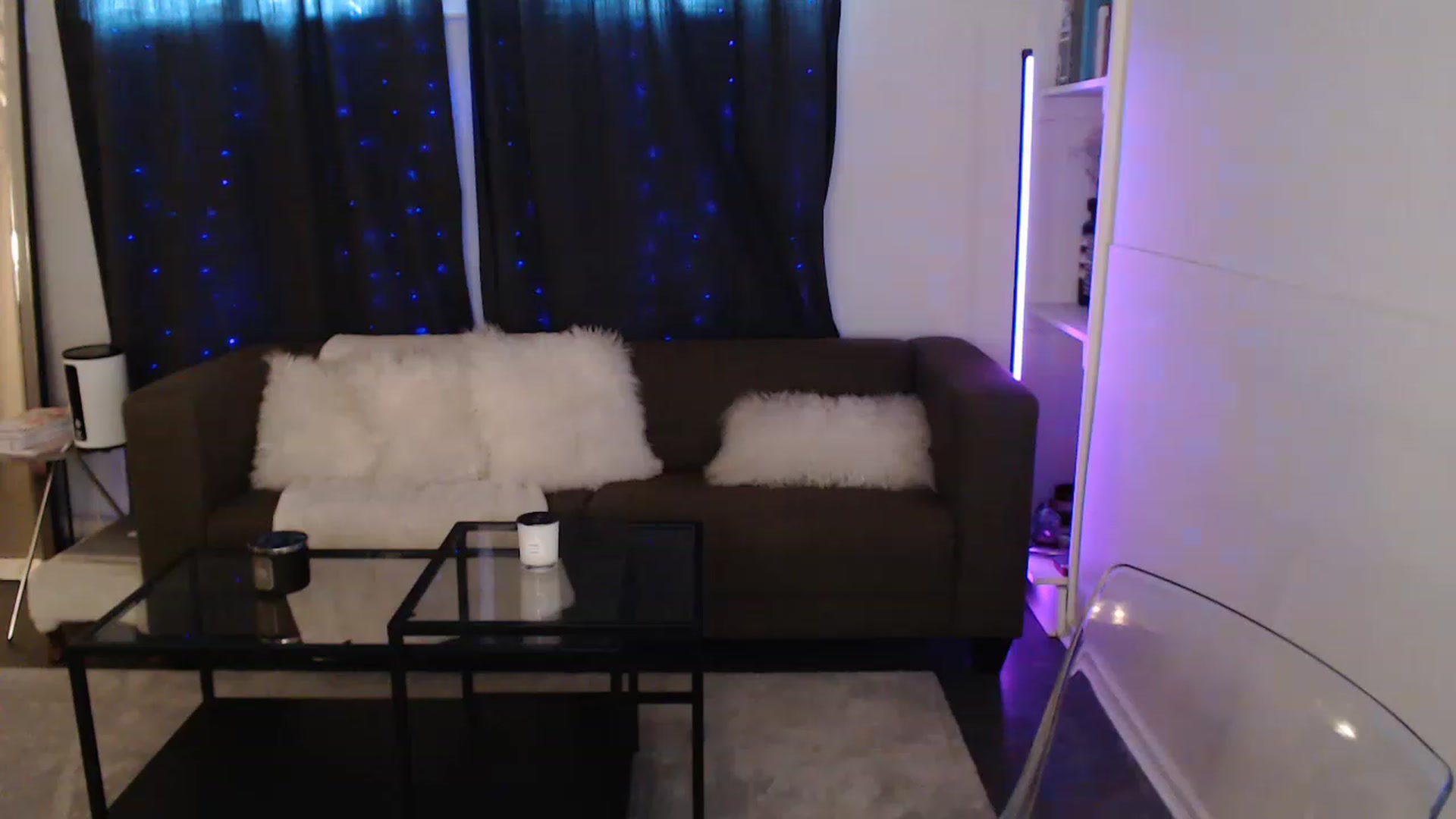 Gallery image thumbnail from angelpuppygrl's myfreecams stream on, 03/23/2023, 23:31 image 10 of 20