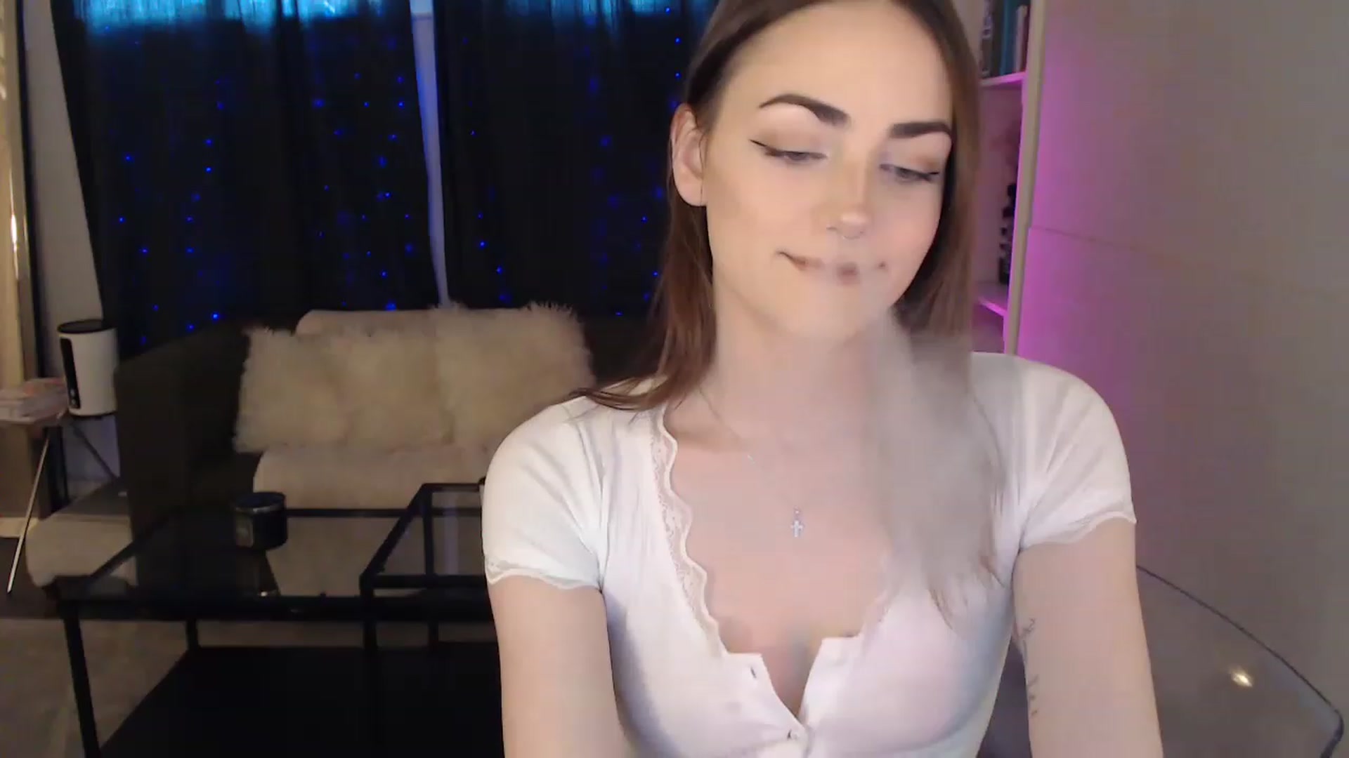 Gallery image thumbnail from angelpuppygrl's myfreecams stream on, 03/23/2023, 23:31 image 4 of 20