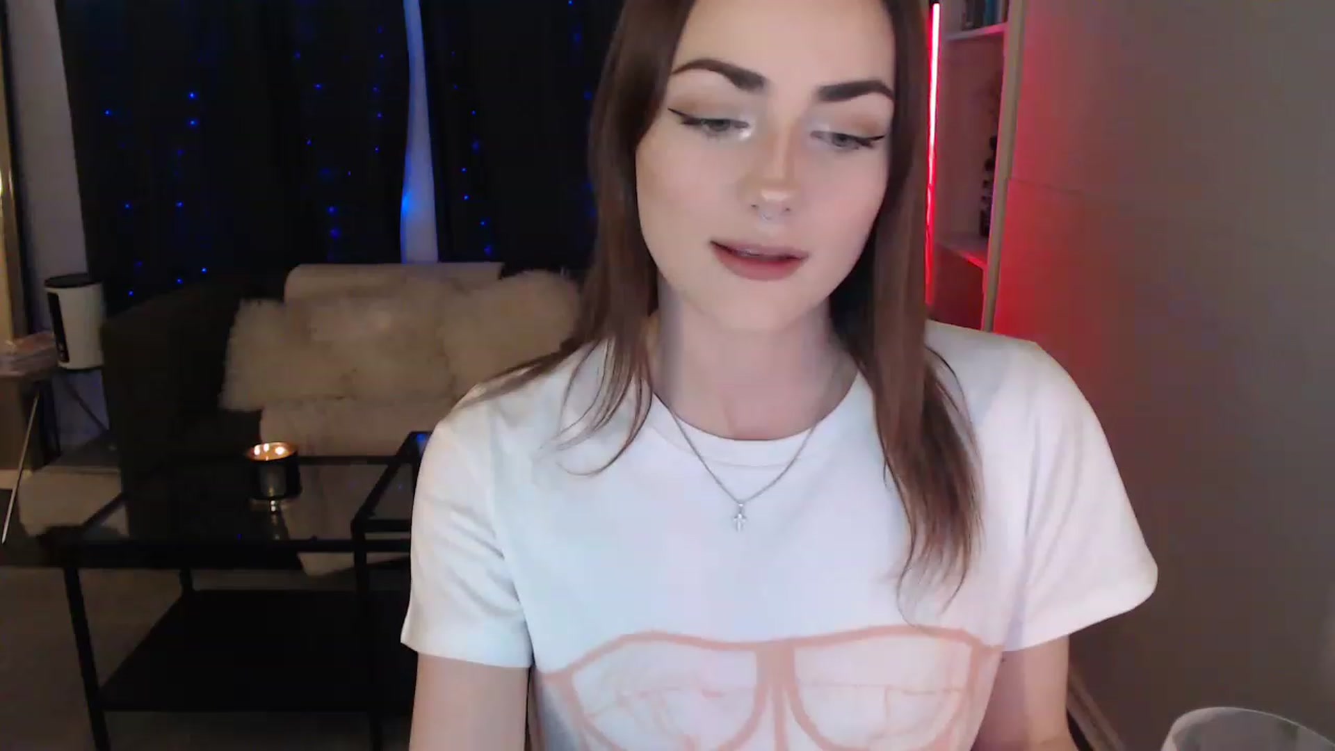 Gallery image thumbnail from angelpuppygrl's myfreecams stream on, 04/01/2023, 23:46 image 6 of 20