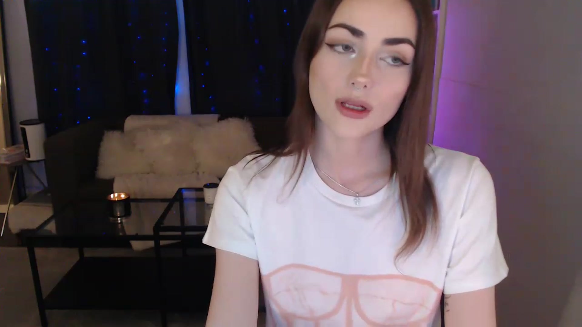 Gallery image thumbnail from angelpuppygrl's myfreecams stream on, 04/01/2023, 23:46 image 18 of 20