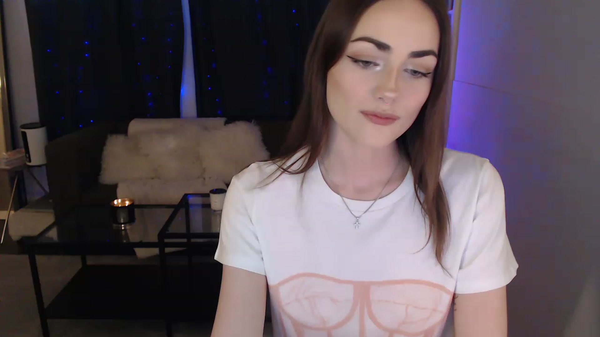Gallery image thumbnail from angelpuppygrl's myfreecams stream on, 04/01/2023, 23:46 image 10 of 20