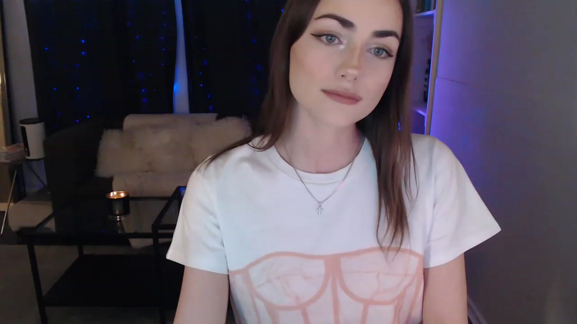 Gallery image thumbnail from angelpuppygrl's myfreecams stream on, 04/01/2023, 23:46 image 1 of 20