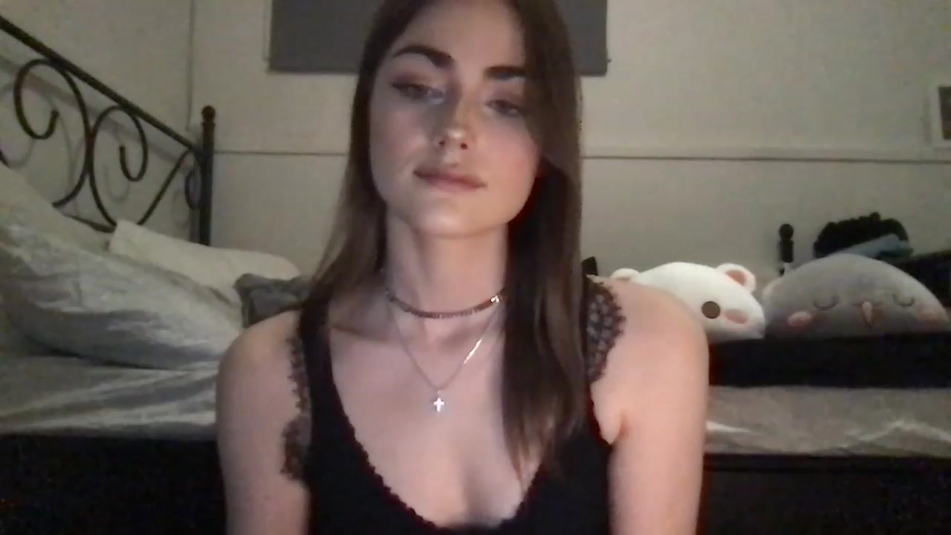 Gallery image thumbnail from angelpuppygrl's myfreecams stream on, 04/09/2023, 02:35 image 7 of 20