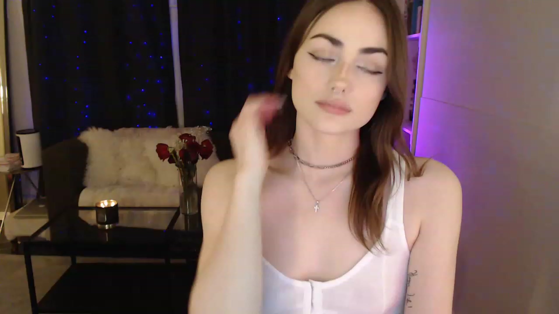 Gallery image thumbnail from angelpuppygrl's myfreecams stream on, 04/13/2023, 07:17 image 19 of 20