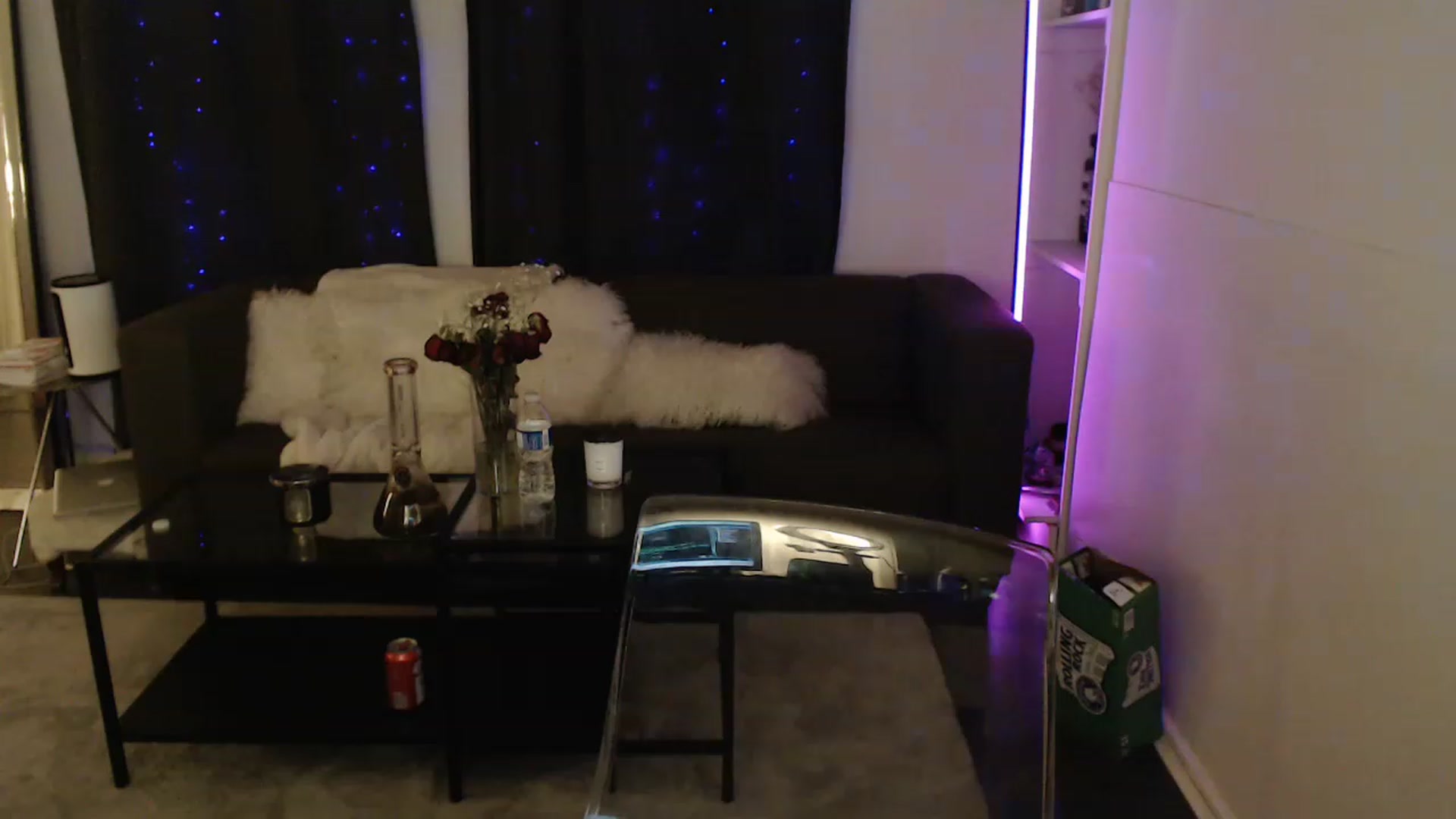 Gallery image thumbnail from angelpuppygrl's myfreecams stream on, 04/14/2023, 14:58 image 15 of 20