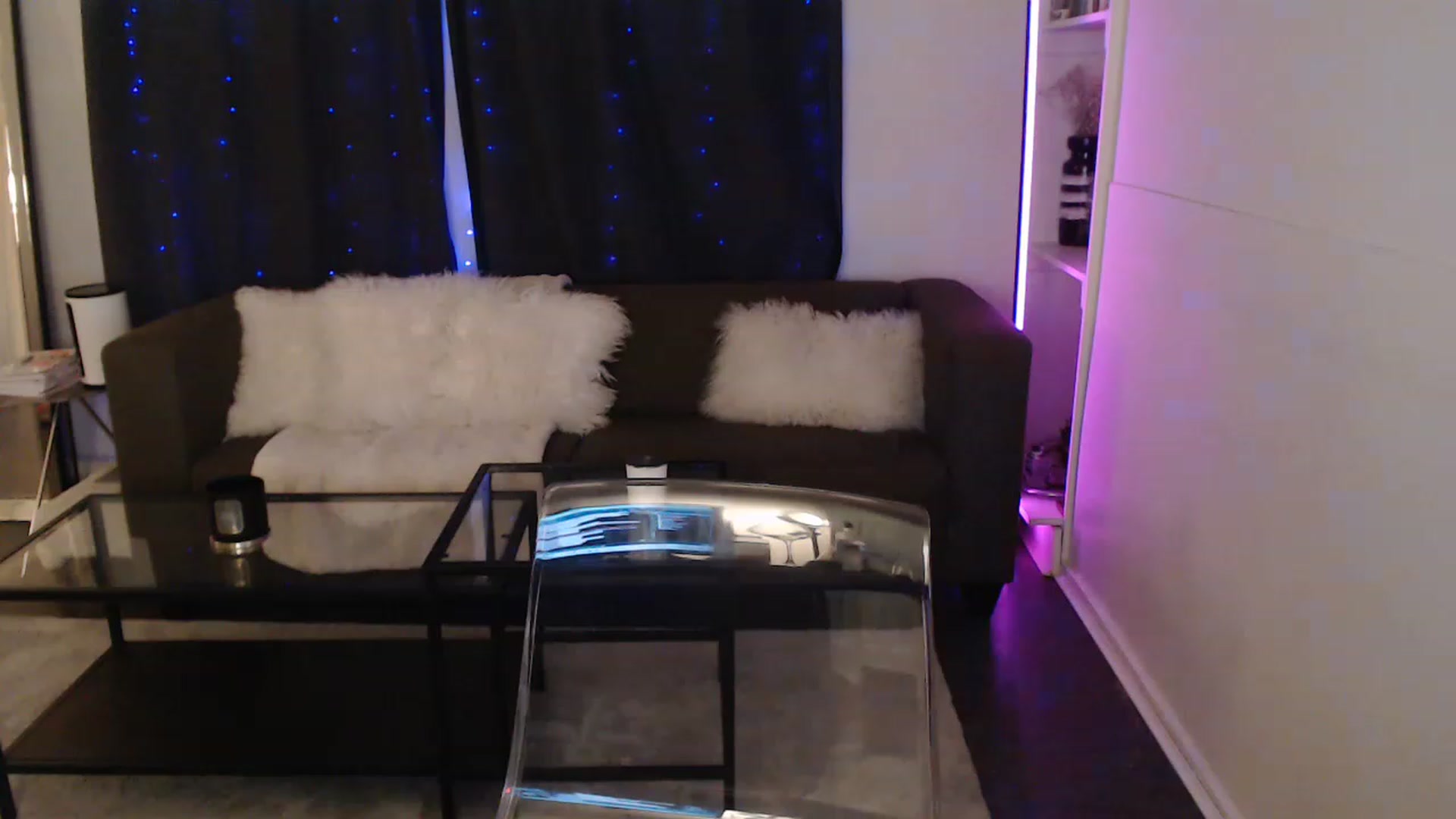 Gallery image thumbnail from angelpuppygrl's myfreecams stream on, 04/19/2023, 22:03 image 1 of 20