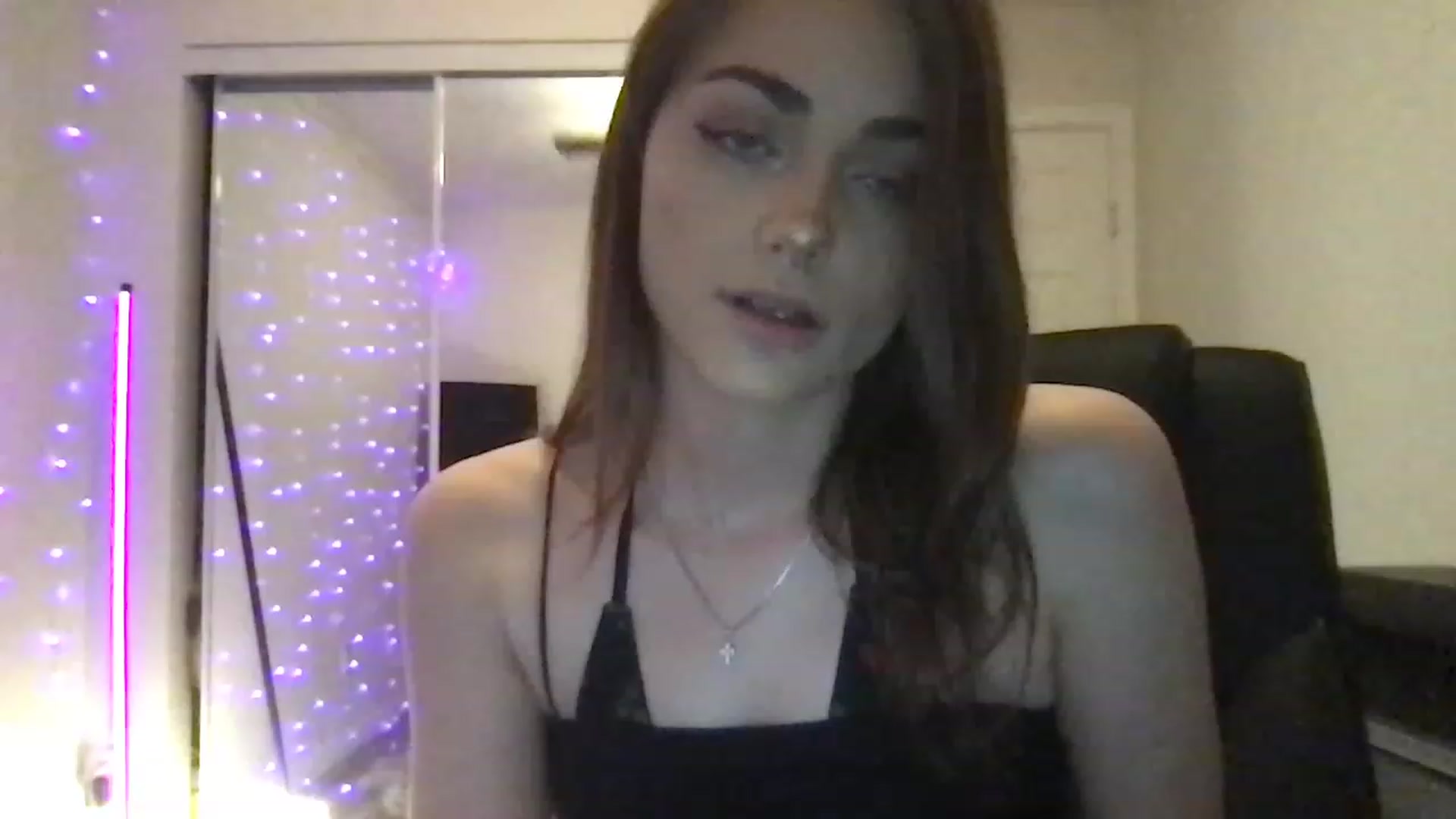 Gallery image thumbnail from angelpuppygrl's myfreecams stream on, 06/13/2023, 03:39 image 17 of 20