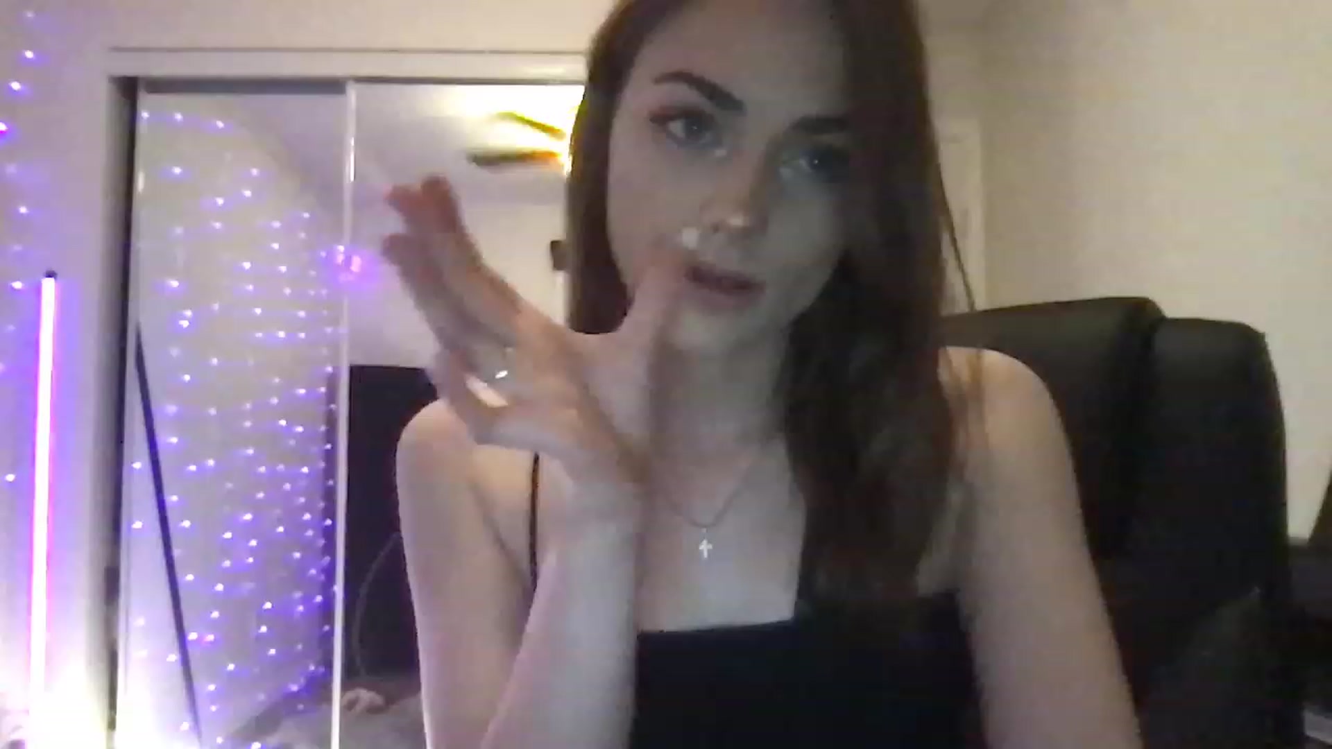 Gallery image thumbnail from angelpuppygrl's myfreecams stream on, 06/13/2023, 03:39 image 13 of 20