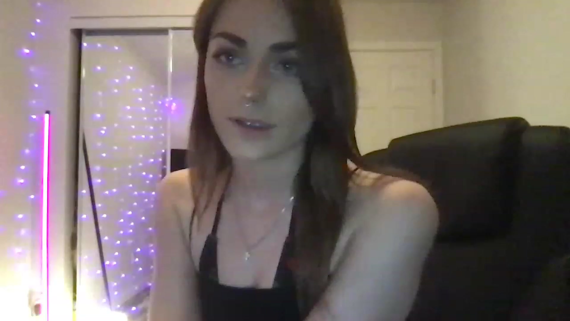 Gallery image thumbnail from angelpuppygrl's myfreecams stream on, 06/13/2023, 03:39 image 18 of 20