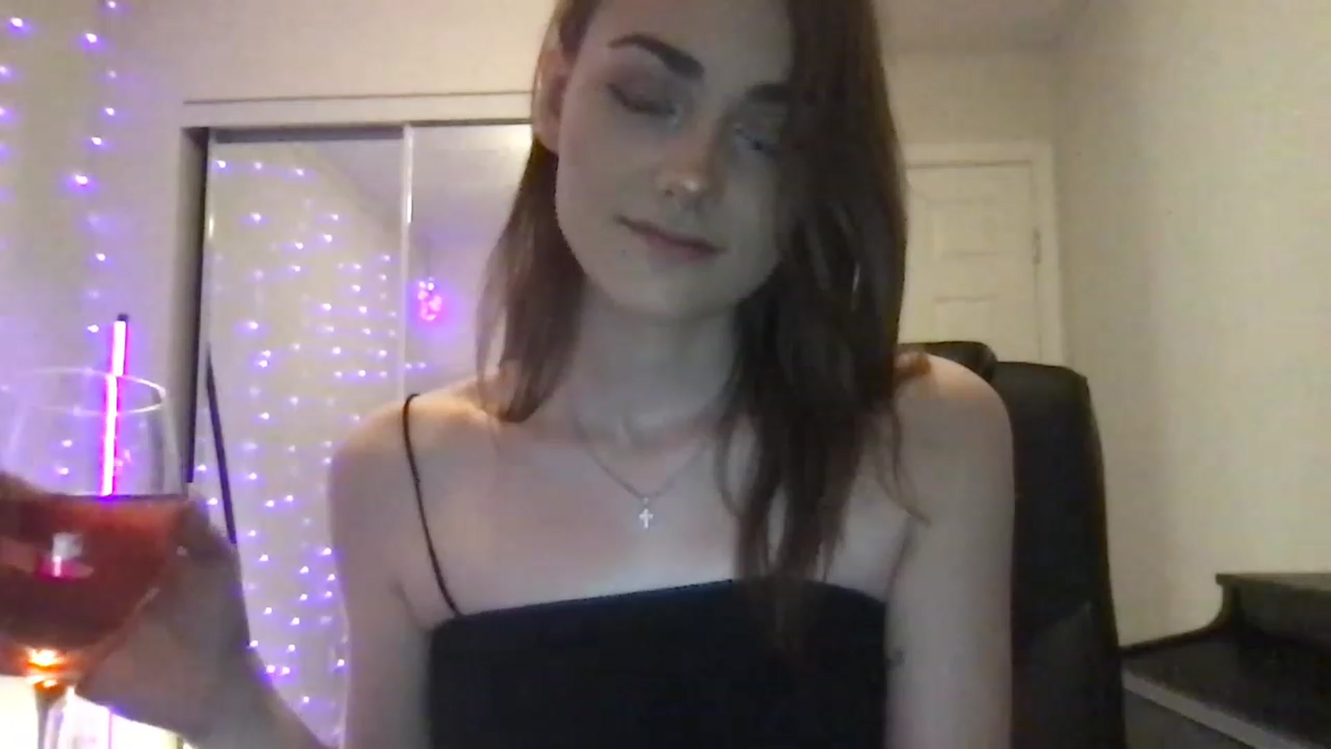 Gallery image thumbnail from angelpuppygrl's myfreecams stream on, 06/13/2023, 04:51 image 3 of 20
