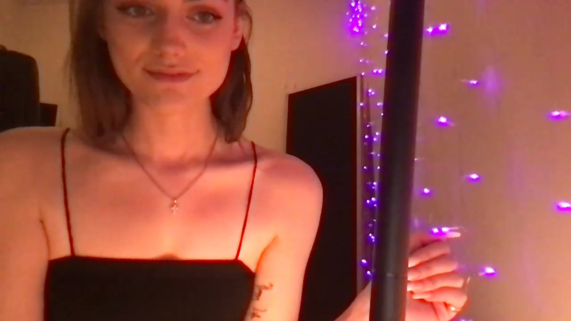 Gallery image thumbnail from angelpuppygrl's myfreecams stream on, 06/13/2023, 04:51 image 14 of 20