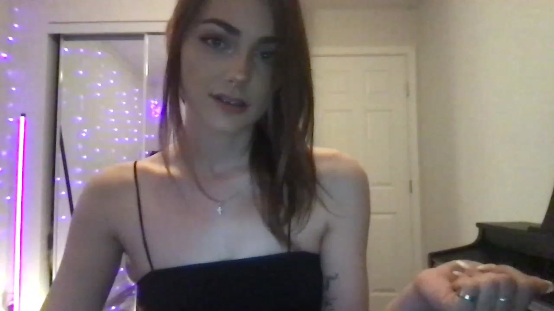 Gallery image thumbnail from angelpuppygrl's myfreecams stream on, 06/13/2023, 04:51 image 19 of 20