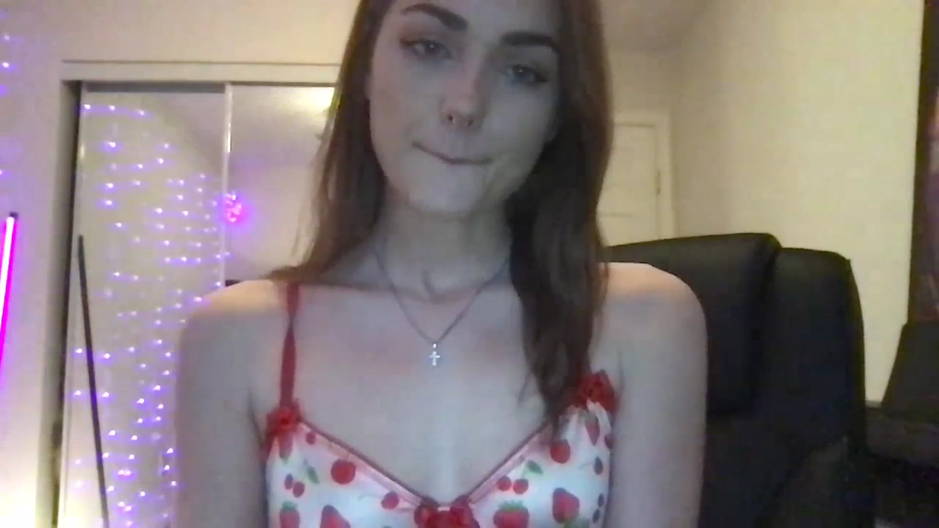 Gallery image thumbnail from angelpuppygrl's myfreecams stream on, 06/13/2023, 10:58 image 7 of 20
