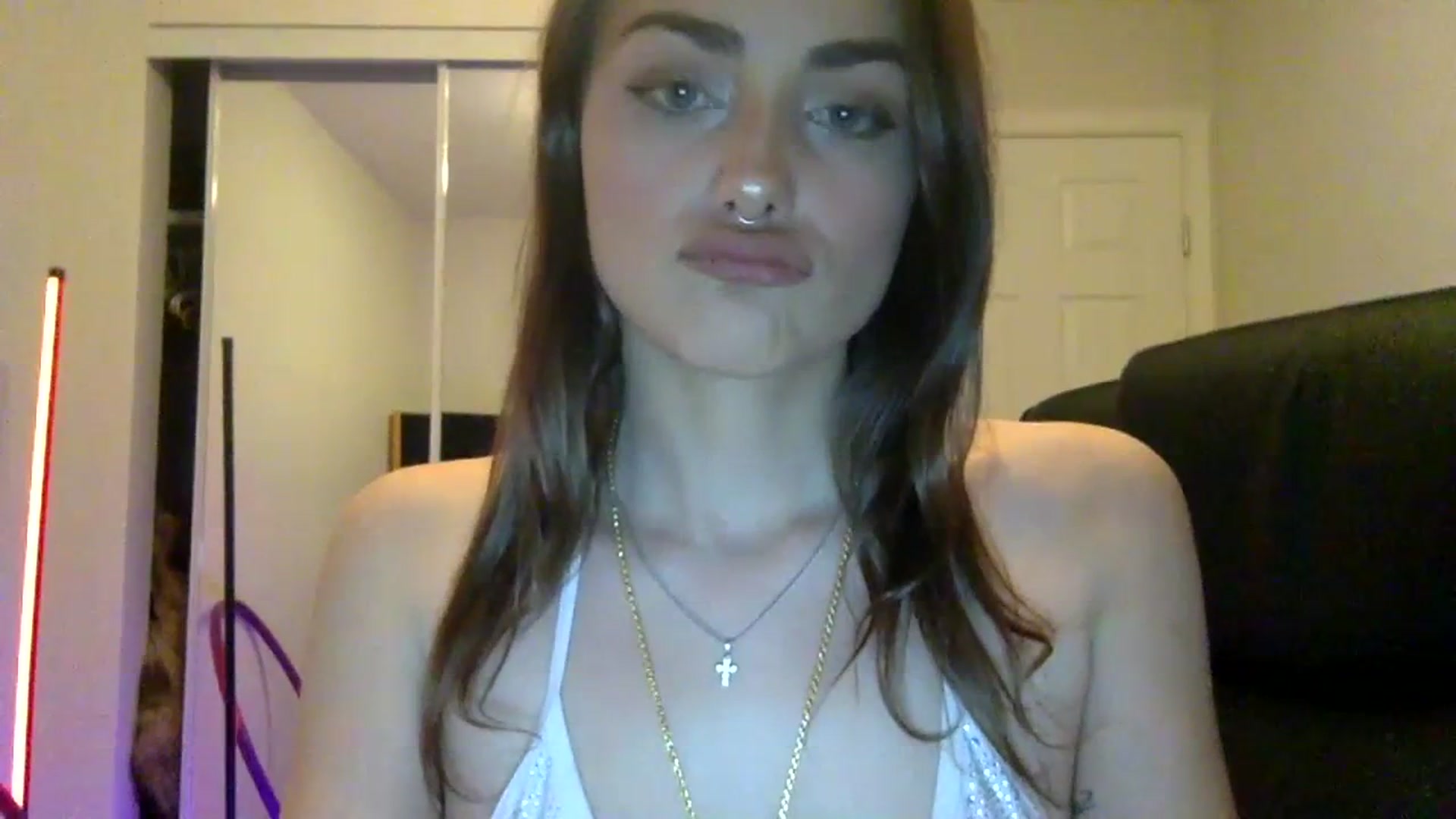 Gallery image thumbnail from angelpuppygrl's myfreecams stream on, 07/05/2023, 07:32 image 18 of 20