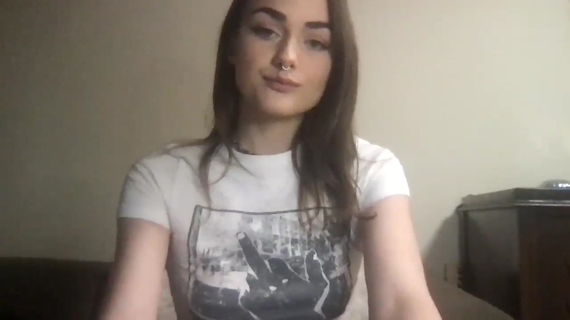 Gallery image thumbnail from angelpuppygrl's myfreecams stream on, 07/30/2023, 08:40 image 16 of 20