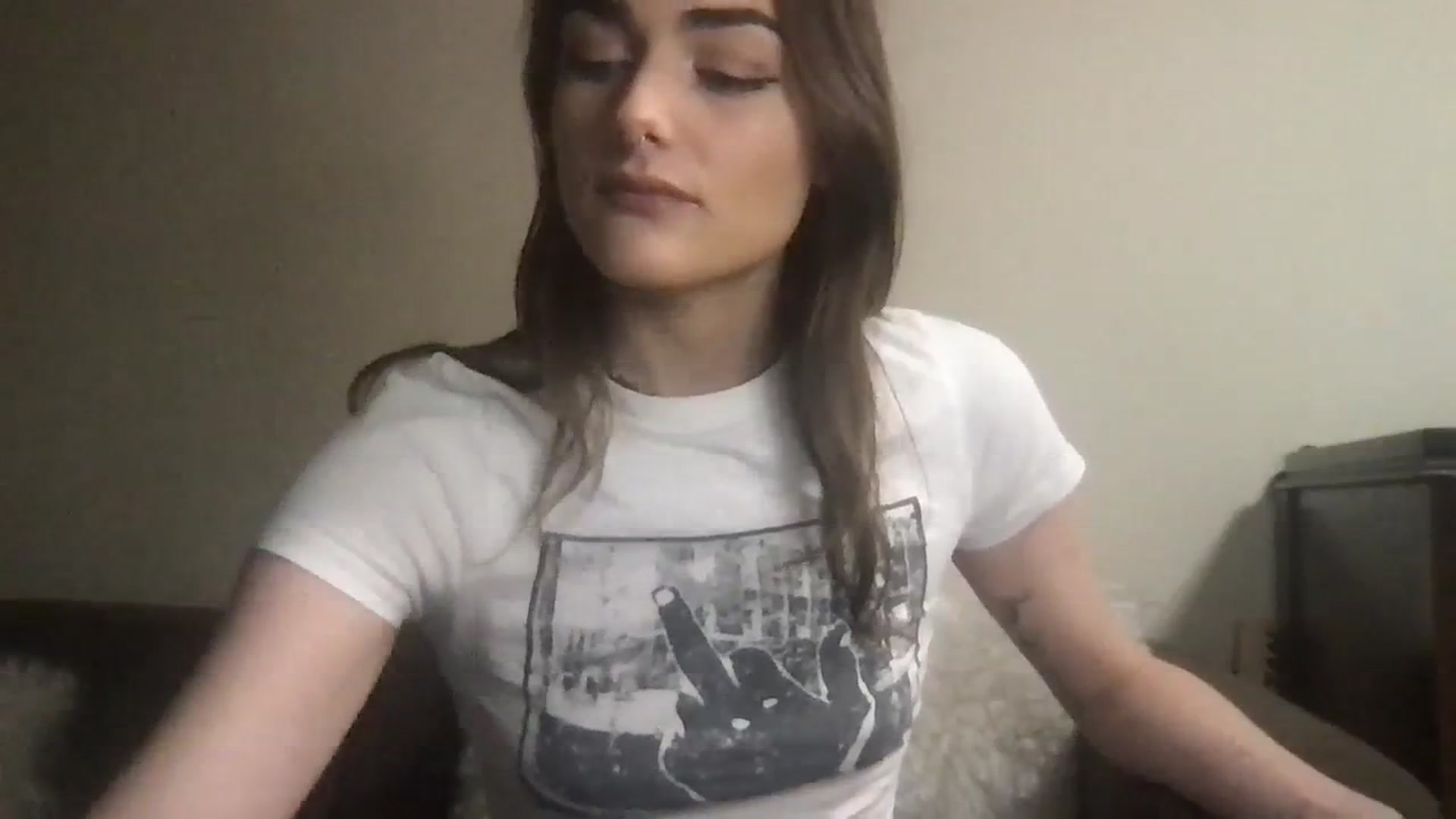 Gallery image thumbnail from angelpuppygrl's myfreecams stream on, 07/30/2023, 08:40 image 6 of 20