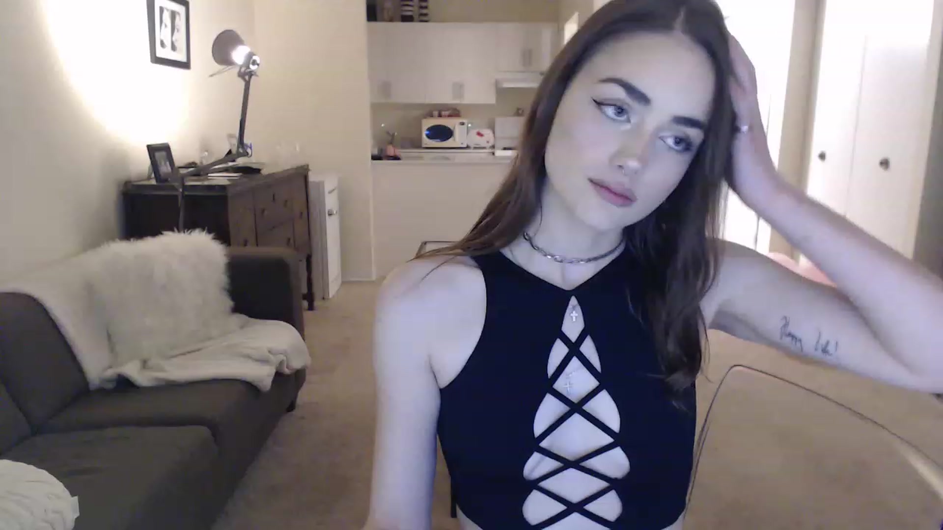 Gallery image thumbnail from angelpuppygrl's myfreecams stream on, 08/11/2023, 08:11 image 15 of 20
