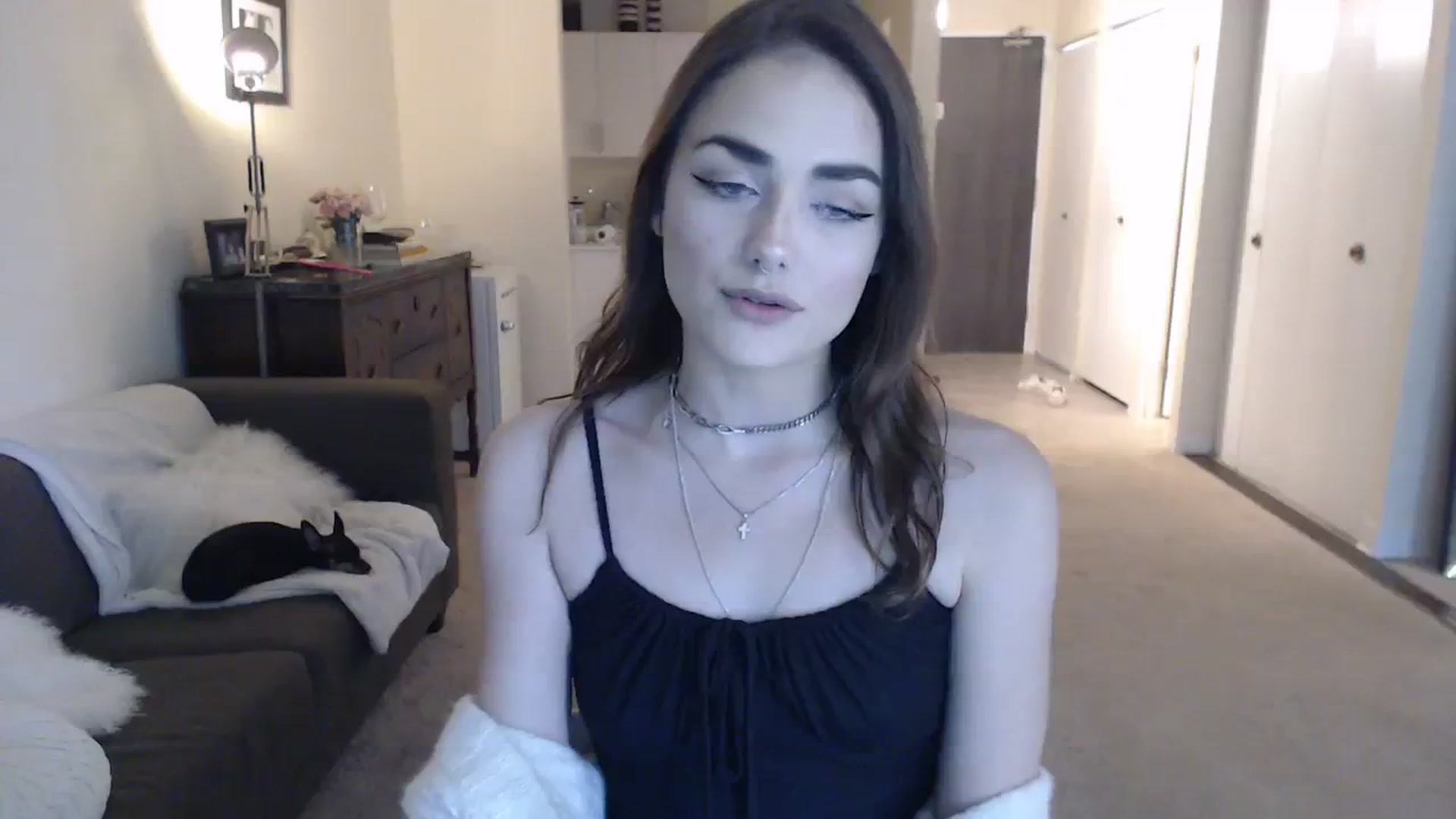 Gallery image thumbnail from angelpuppygrl's myfreecams stream on, 08/30/2023, 14:03 image 2 of 20