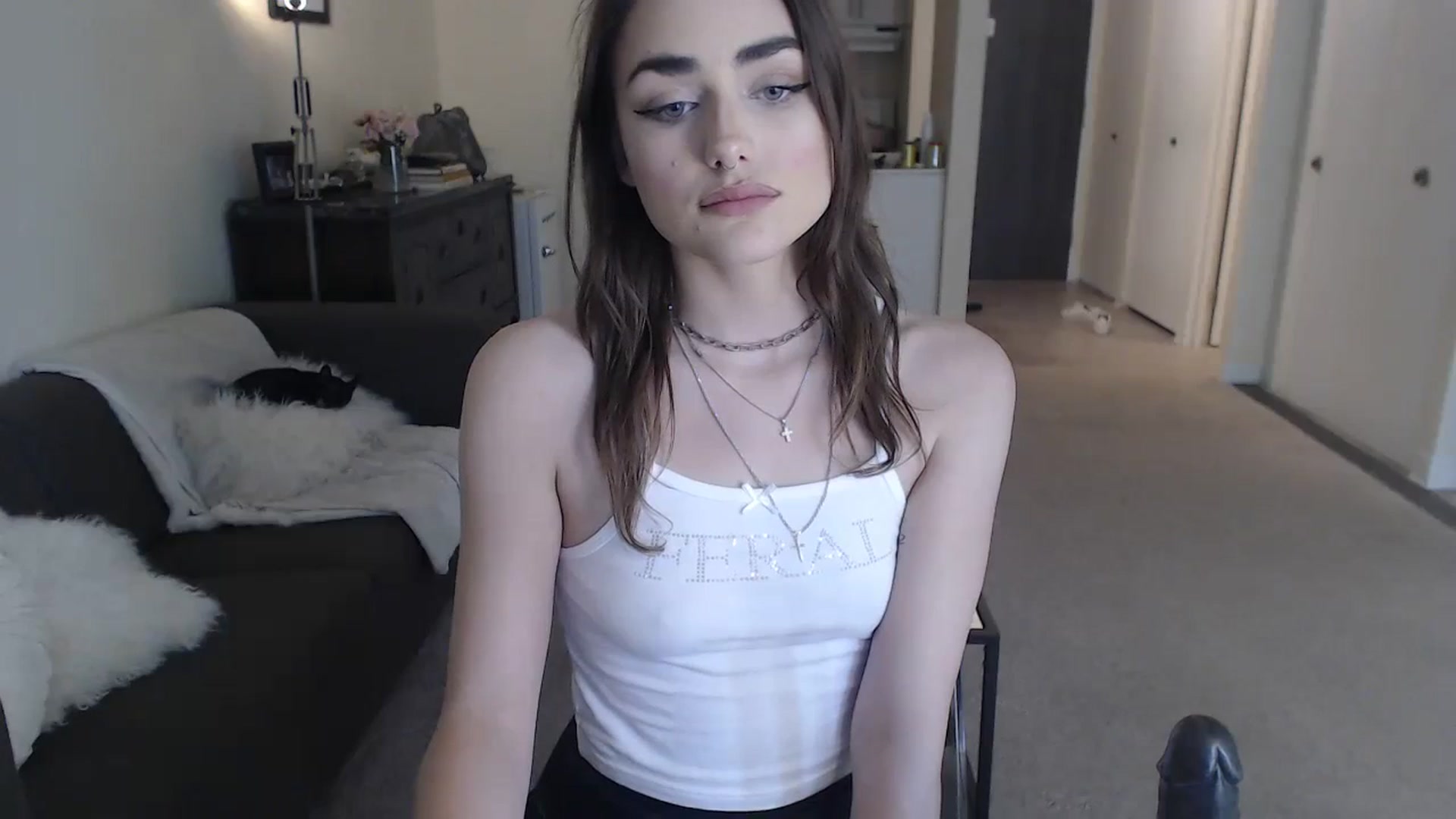 Gallery image thumbnail from angelpuppygrl's myfreecams stream on, 08/30/2023, 14:03 image 15 of 20