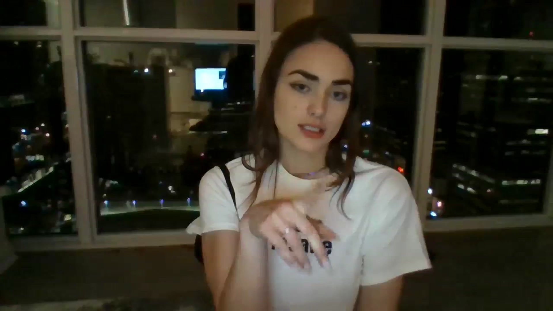 Gallery image thumbnail from angelpuppygrl's myfreecams stream on, 09/01/2023, 08:50 image 14 of 20