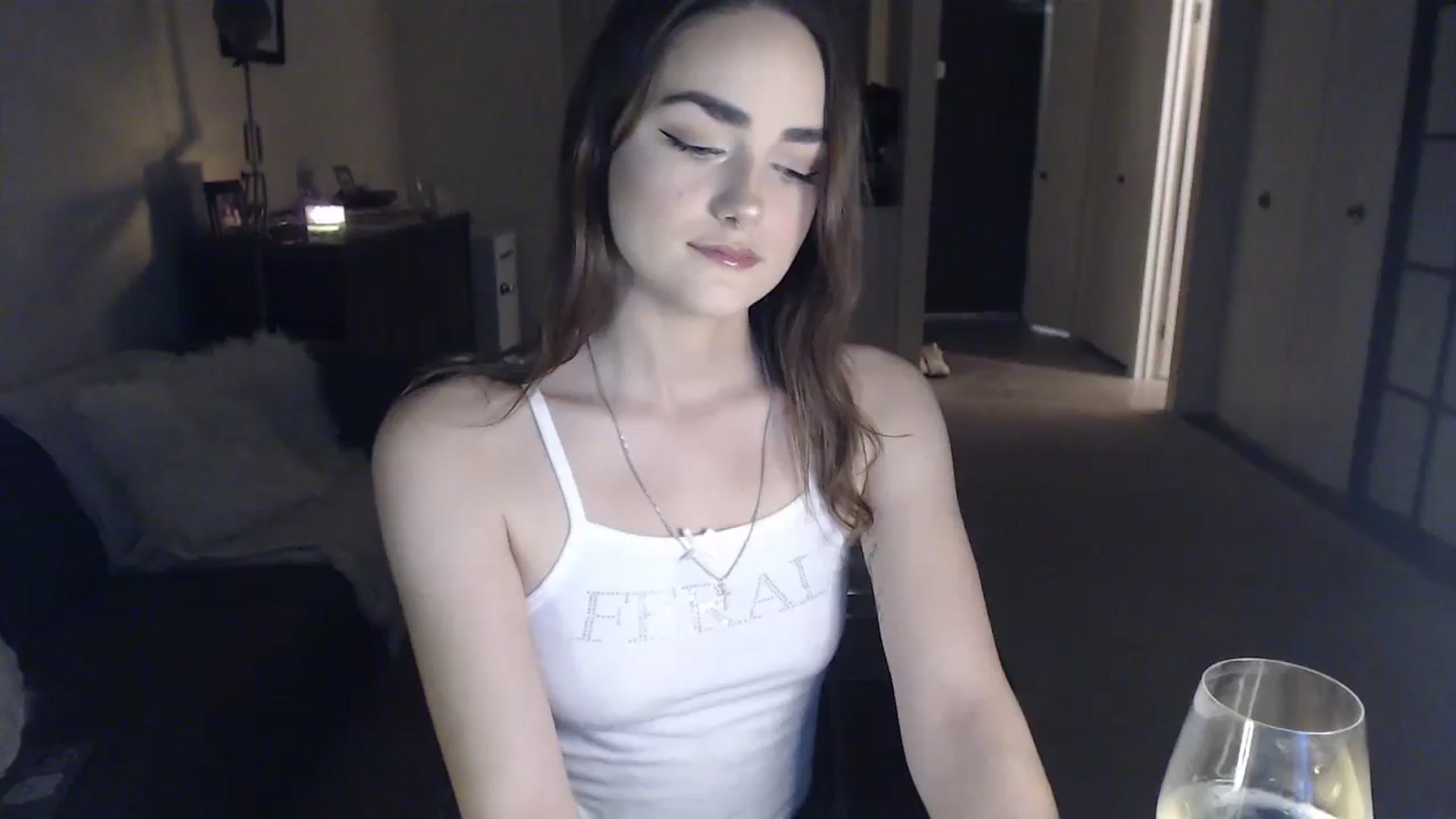 Gallery image thumbnail from angelpuppygrl's myfreecams stream on, 09/08/2023, 11:55 image 2 of 20