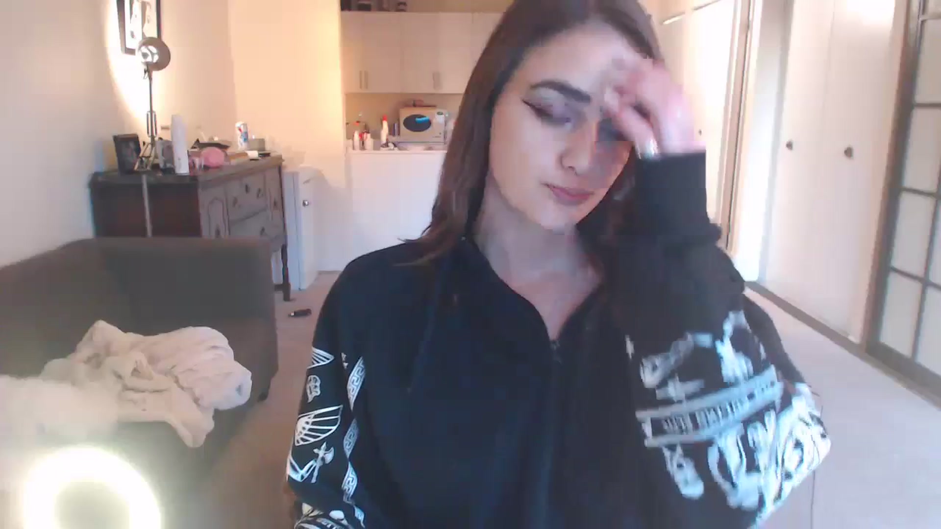 Gallery image thumbnail from angelpuppygrl's myfreecams stream on, 10/10/2023, 14:06 image 2 of 20