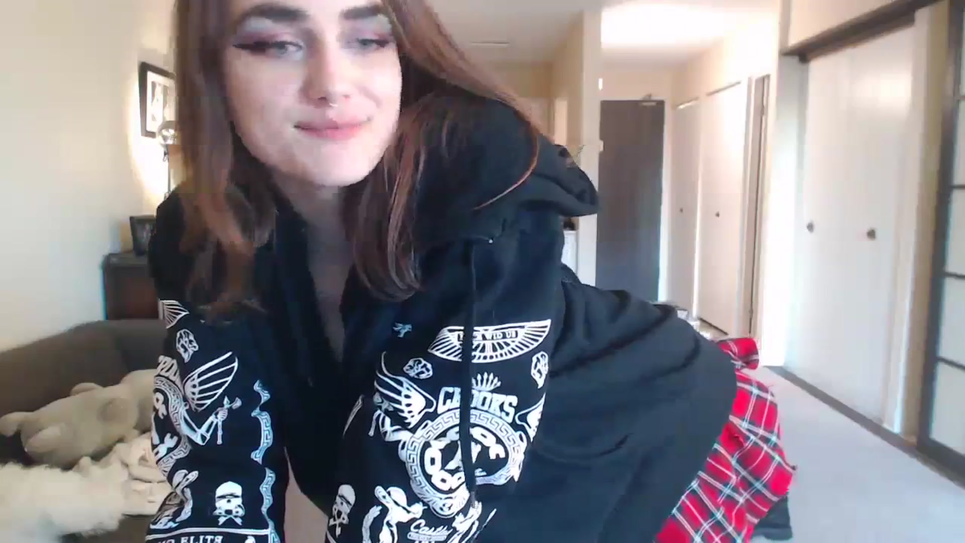 Gallery image thumbnail from angelpuppygrl's myfreecams stream on, 10/10/2023, 14:06 image 6 of 20