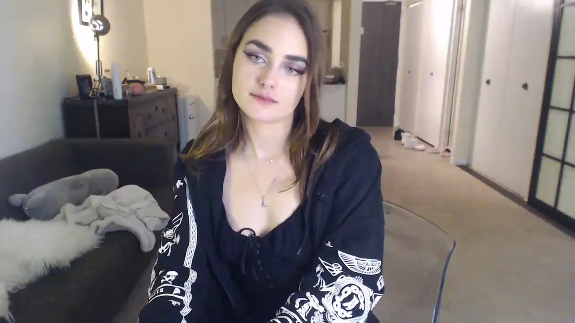Gallery image thumbnail from angelpuppygrl's myfreecams stream on, 10/10/2023, 14:06 image 19 of 20