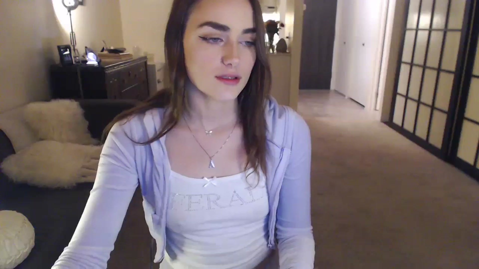 Gallery image thumbnail from angelpuppygrl's myfreecams stream on, 10/25/2023, 09:10 image 10 of 20