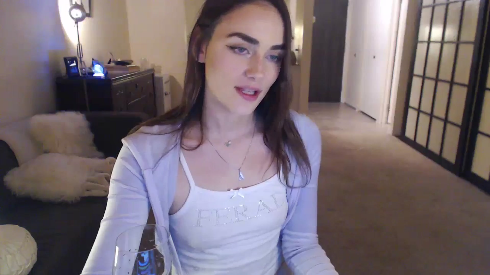 Gallery image thumbnail from angelpuppygrl's myfreecams stream on, 10/25/2023, 09:10 image 15 of 20