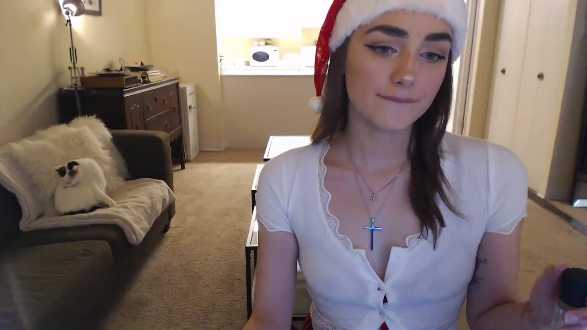 Gallery image thumbnail from angelpuppygrl's myfreecams stream on, 12/24/2023, 19:51 image 1 of 20