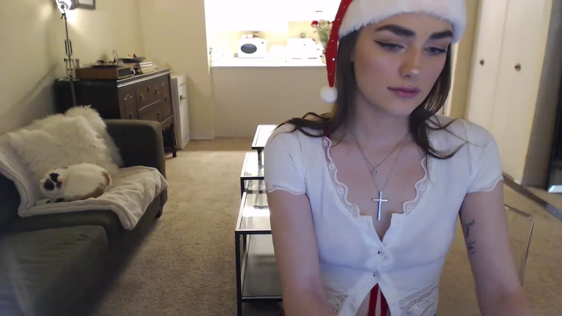Gallery image thumbnail from angelpuppygrl's myfreecams stream on, 12/24/2023, 19:51 image 13 of 20