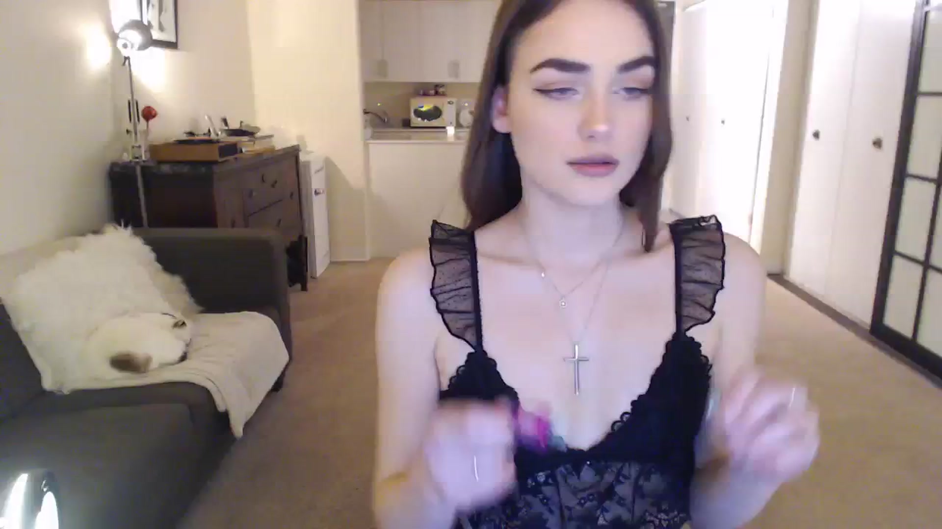 Gallery image thumbnail from angelpuppygrl's myfreecams stream on, 01/09/2024, 14:49 image 1 of 20