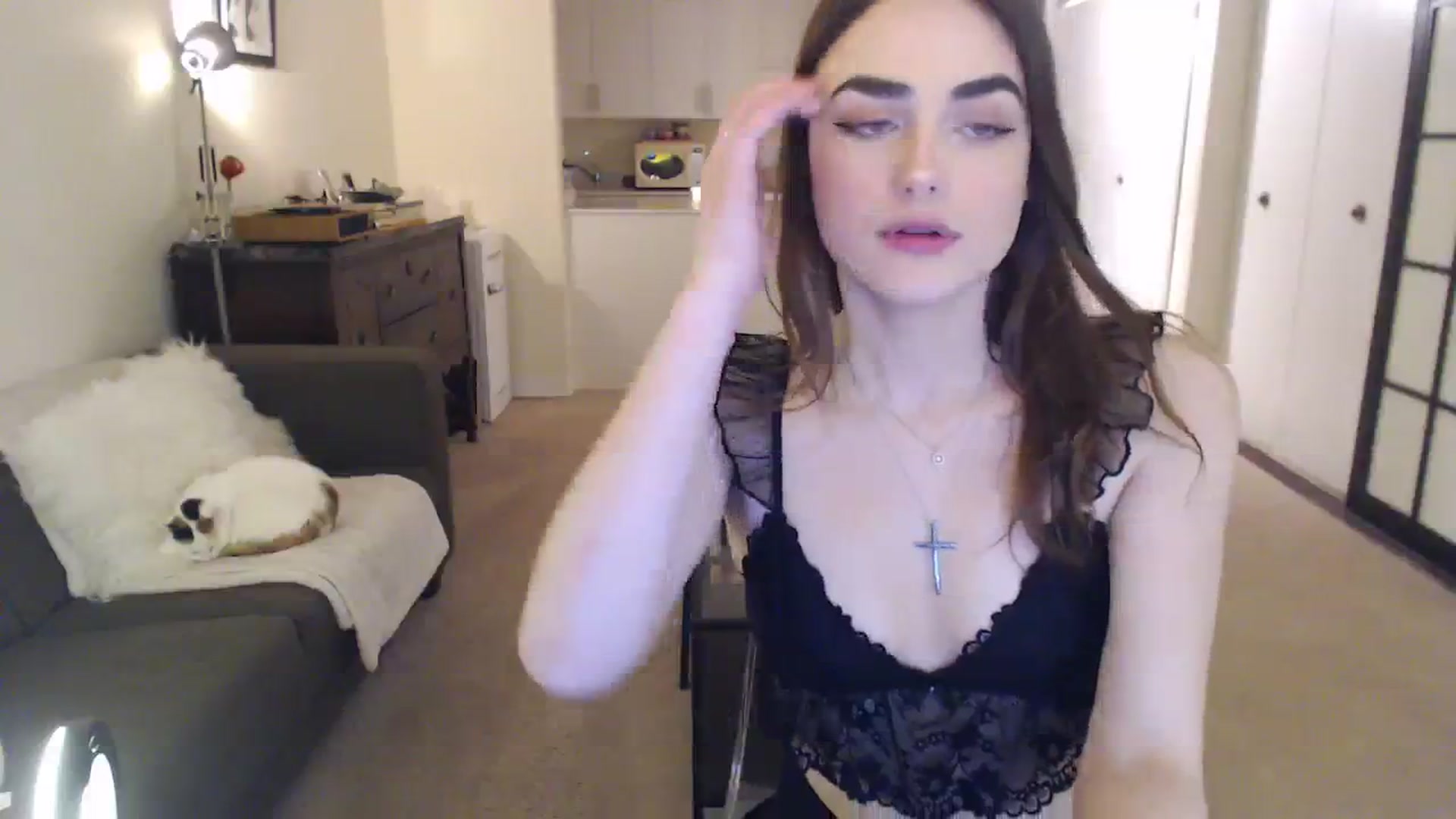 Gallery image thumbnail from angelpuppygrl's myfreecams stream on, 01/09/2024, 15:22 image 3 of 20