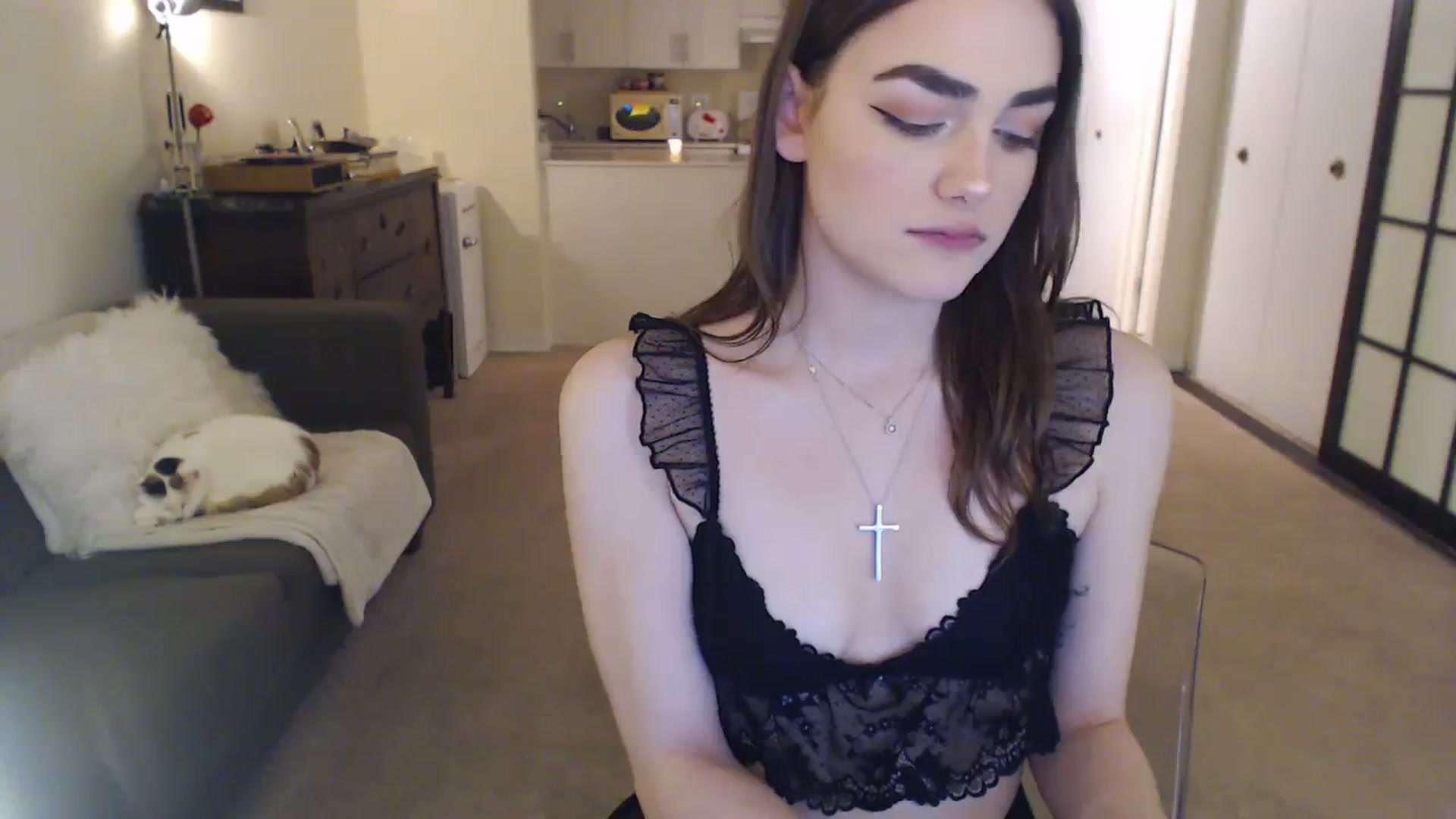 Gallery image thumbnail from angelpuppygrl's myfreecams stream on, 01/09/2024, 15:22 image 16 of 20