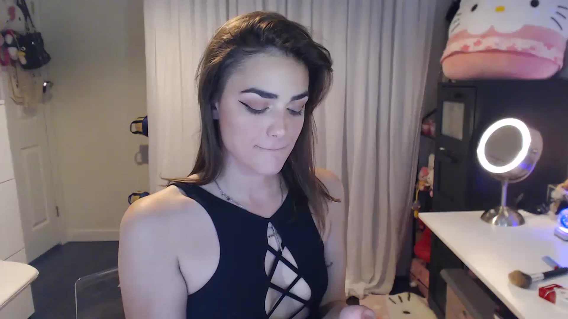 Gallery image thumbnail from angelpuppygrl's myfreecams stream on, 09/06/2024, 09:08 image 15 of 20