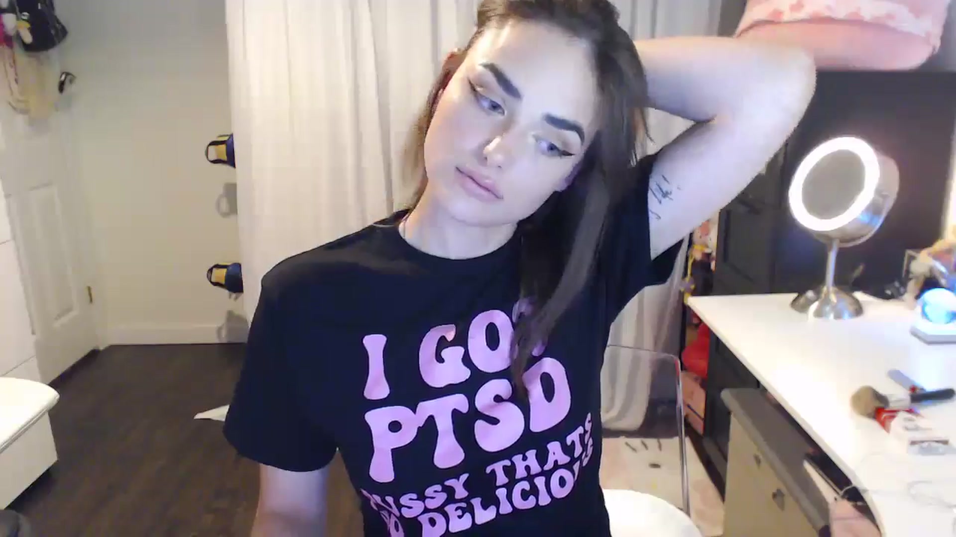 Gallery image thumbnail from angelpuppygrl's myfreecams stream on, 09/06/2024, 09:08 image 2 of 20