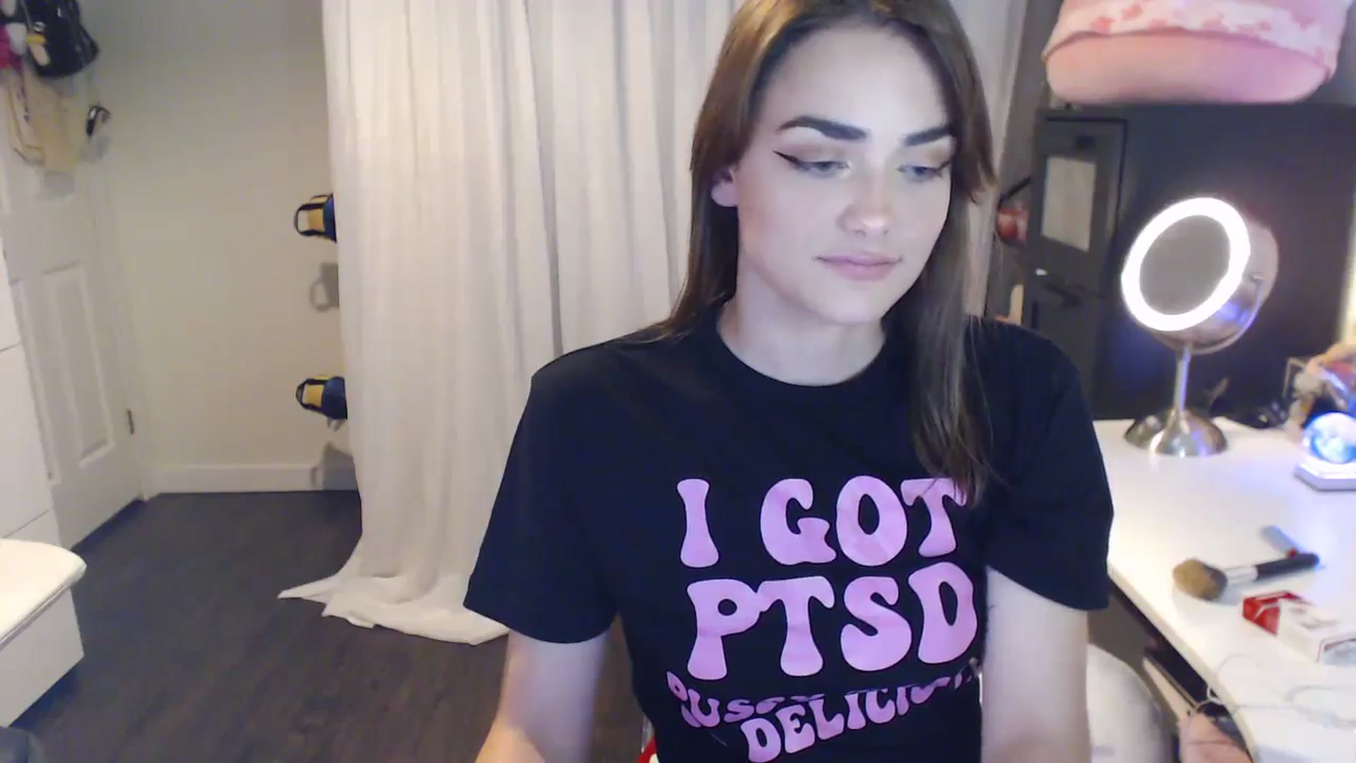 Gallery image thumbnail from angelpuppygrl's myfreecams stream on, 09/06/2024, 09:08 image 6 of 20