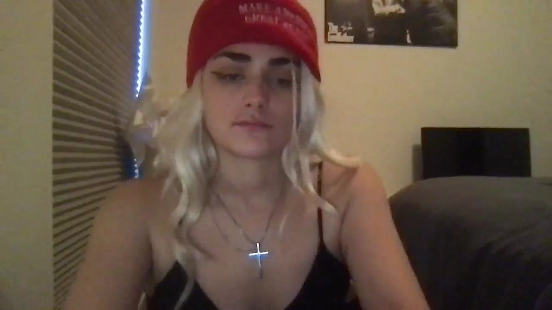 Gallery image thumbnail from angelpuppygrl's myfreecams stream on, 10/30/2024, 14:25 image 20 of 20