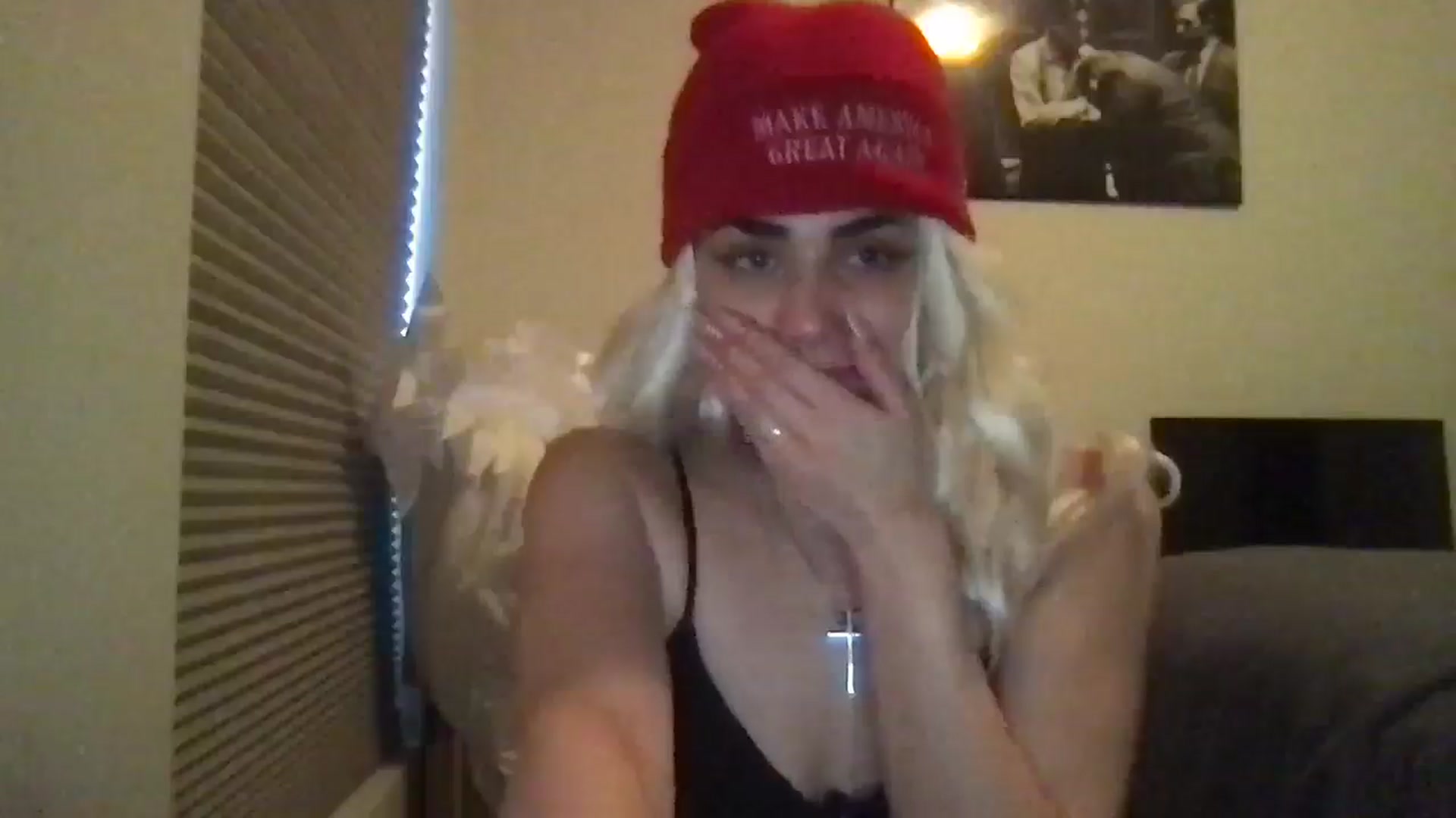 Gallery image thumbnail from angelpuppygrl's myfreecams stream on, 10/30/2024, 14:25 image 5 of 20