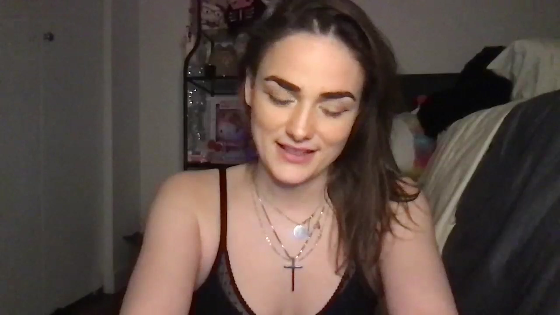 Gallery image thumbnail from angelpuppygrl's myfreecams stream on, 12/22/2024, 14:24 image 8 of 20